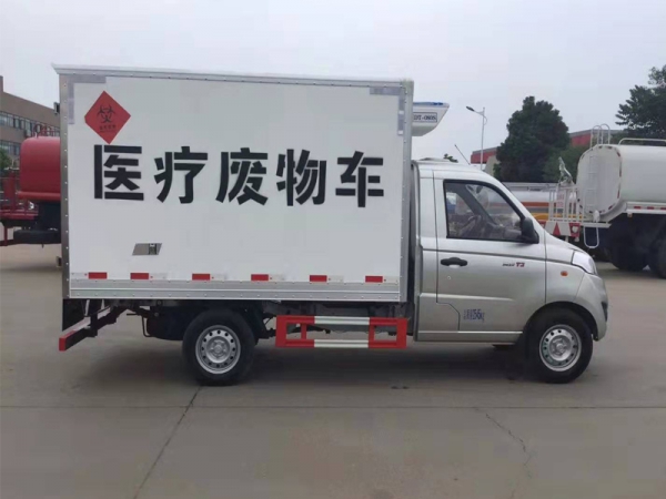 福田奧鈴T3醫(yī)療廢物轉(zhuǎn)運車