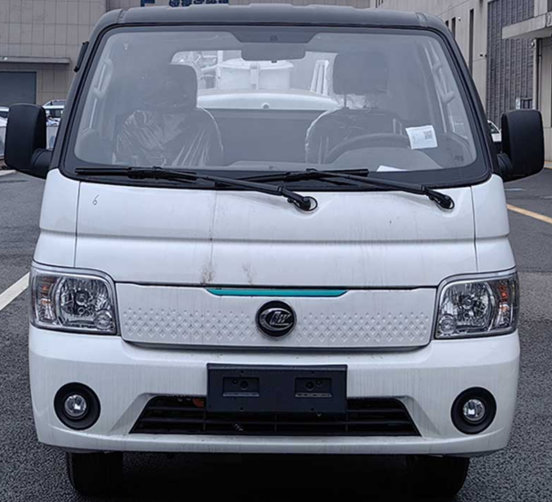 4.5噸純電動(dòng)灑水車